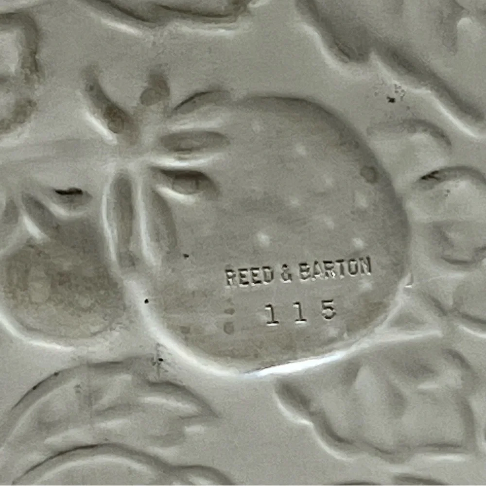 Vintage Reed & Barton 115‎ Silverplate Round Platter Embossed Strawberries Plate